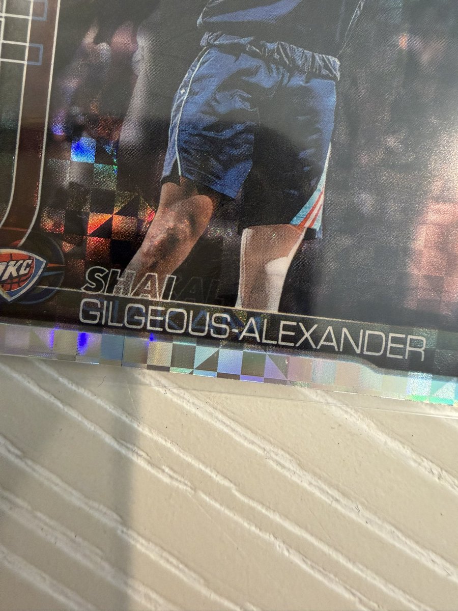 MAYC13166's tweet photo. Anybody else come across this X-Fractor Error in the new Topps Chrome Update???
Look like theres a whole other card design printed under this one.

I pulled a few from the same mega box with this error. Anybody else seen it before??

@Topps #sportscards #toppschrome https://t.co/5bEmNyBqsp