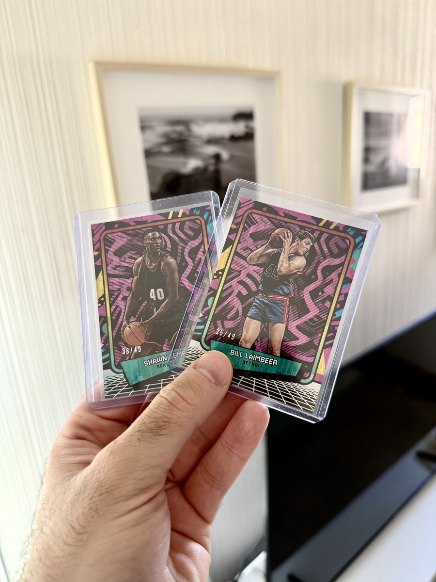 Visual_Collects's tweet photo. Grabbed myself a couple of the 90s Decades boxes from @PaniniAmerica and these were the best hits from each. Not too bad actually. Fairly good value at $29.99 and a fun little rip #panini @CardPurchaser https://t.co/9K4BmIls8x