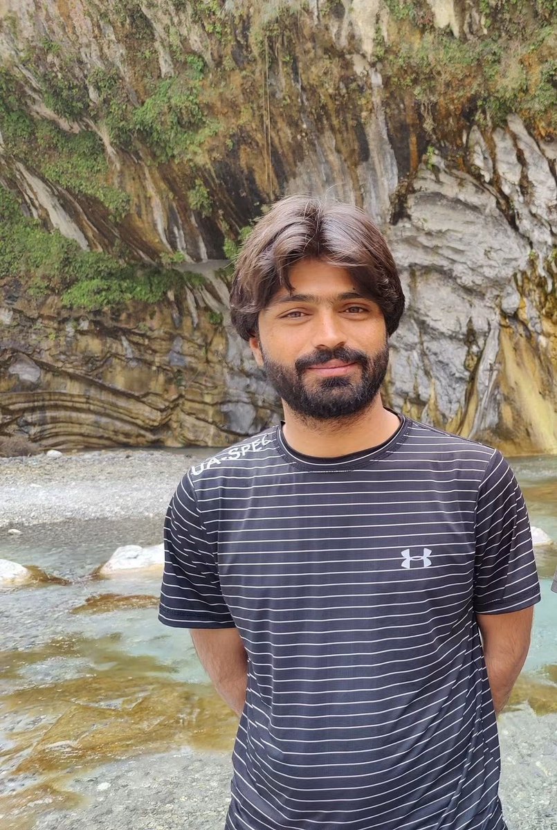 naheeda_baloch8's tweet photo. بفسہ ہموک انتئے ابصار 
ہراتیکن  ای  زہیر  کیوہ 

"ابصار"

#ReleaseAsifBaloch
#ReleaseAsifAndRaheed https://t.co/148Khtw7h3