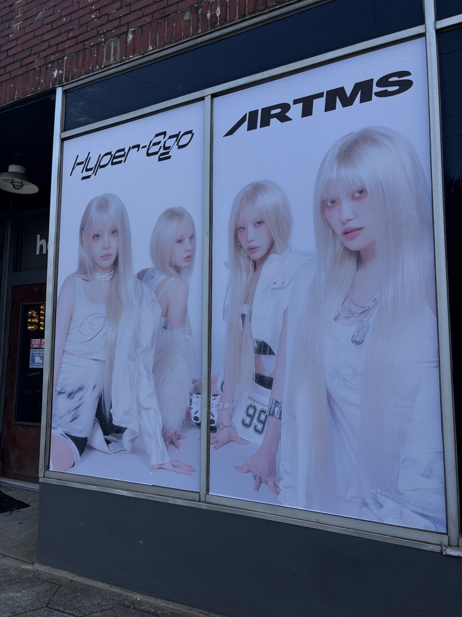 rikayangi's tweet photo. artms popup ;D
@hello82official @hello82ATLANTA @official_artms
#ARTMS_Release_Event #Hyper_Ego #hello82 #82giveaway https://t.co/a753BUYDTj