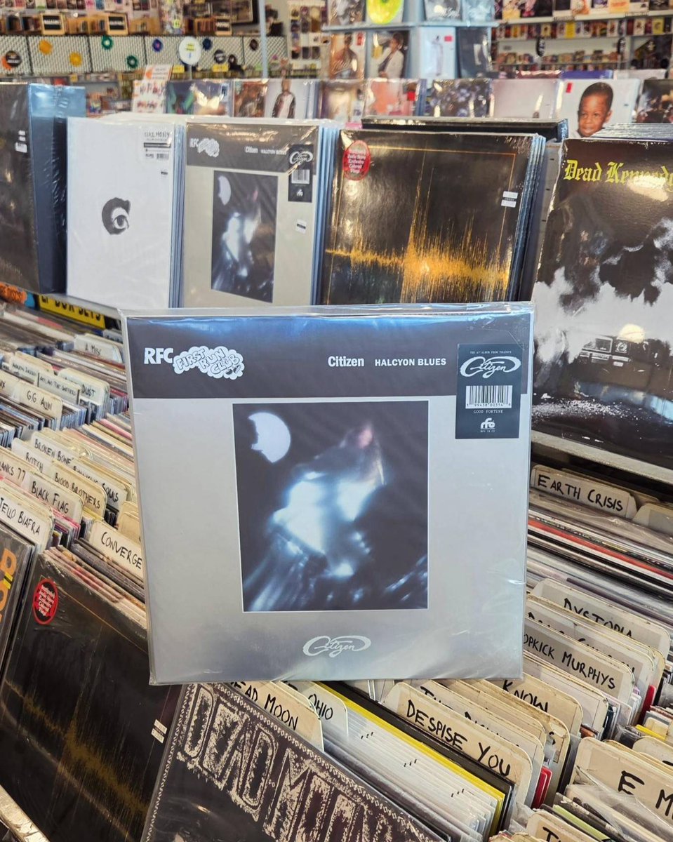 amoebamusic's tweet photo. .@CitizenMi just released their powerful new album, "Halcyon Blues." The band takes elements from soaring '90s alt-rock, punchy emo, and melancholic post-punk to create catchy, downbeat songs.

Get it on indie exclusive Good Fortune color vinyl here: https://t.co/qtdp3ss9m2 https://t.co/t6PAjUaP3l