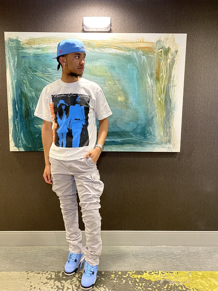 daveybad's tweet photo. ok so jordans &amp; fitted caps https://t.co/UfAGq5ouqJ