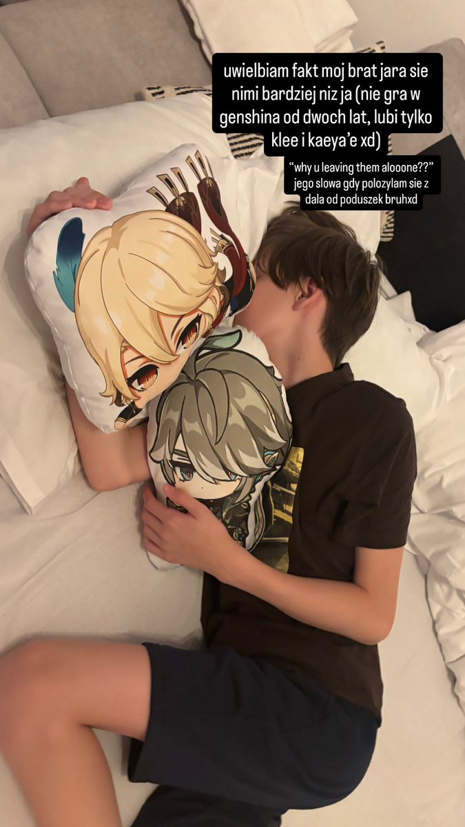kkwnll's tweet photo. to se niezłe SOBIE poduszki kupiłam xd (ngl its so cute) https://t.co/Pw8MsfB9FZ