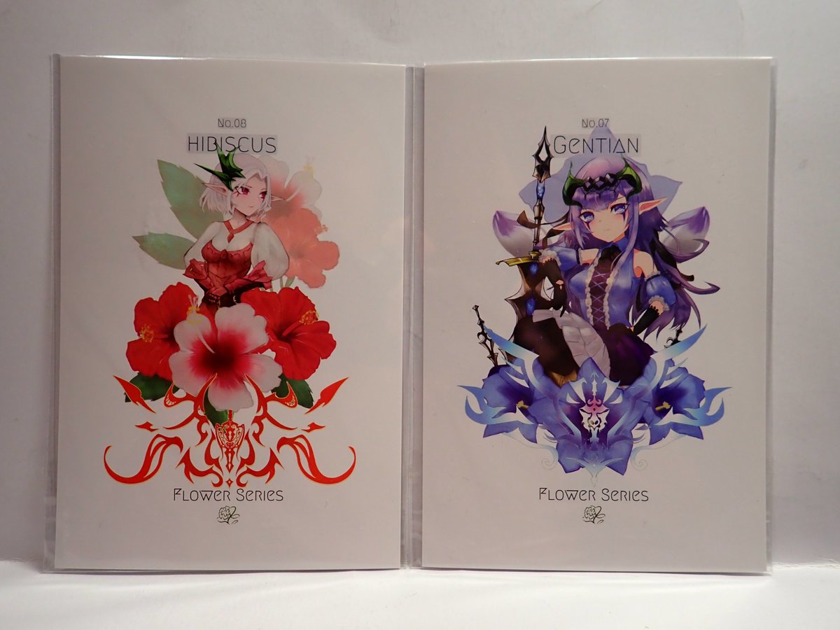 Miecharacter's tweet photo. 高田本山 専修寺 茶所"蓮心庵"にて入手。
イラストレーター"しべる"さんによる「FlowerSeries」ポストカード。
「ハイビスカス」「竜胆(リンドウ)
」になります。

#FlowerSeries
#蓮心庵 https://t.co/nicyWTPQcm
