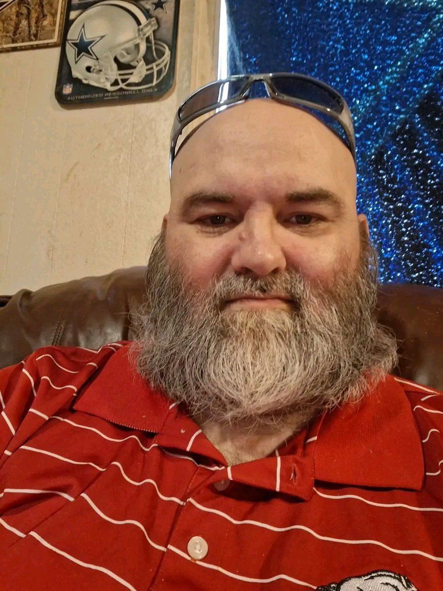ShaunThu83451's tweet photo. Hello beautiful ladies. Say hi me and my lovely cat https://t.co/wfnqHpzAVP