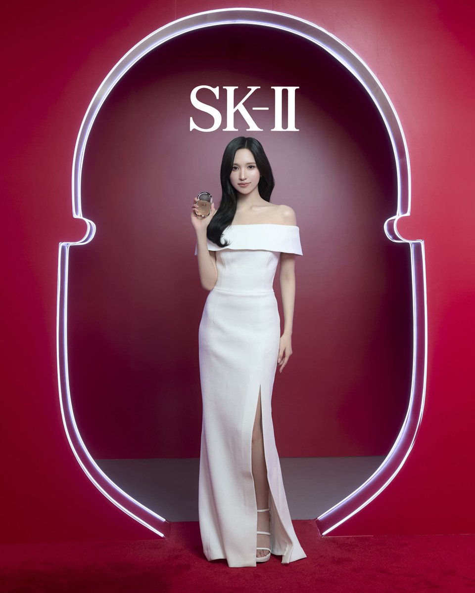 TWICEROYALTY101's tweet photo. MINA For FOR🖤🦢💎✨️

#MINA #TWICE #SKIIxMINA #MYOUIMINA #SKII https://t.co/9aKilgjKKf