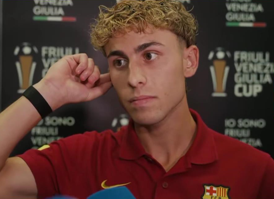 FORCA_Fcb's tweet photo. هل تود شخصياً أن يأتي رودري للعب في برشلونة❓

🔴 فيرمين: 

لا أستطيع الخوض في ذلك، فهُو ليس في النادي حالياً

أعتقد أن الحديث عن ذلك يمثل قلة احترام للزملاء المتواجدين معنا
 
الجميع يعلم أن رودري لاعب رائع جداً، وكان زميلي في المنتخب
 
لكن هذه أمور إن كان مقدراً لها أن تحدث فستحدث، ولا أريد التدخل فيها