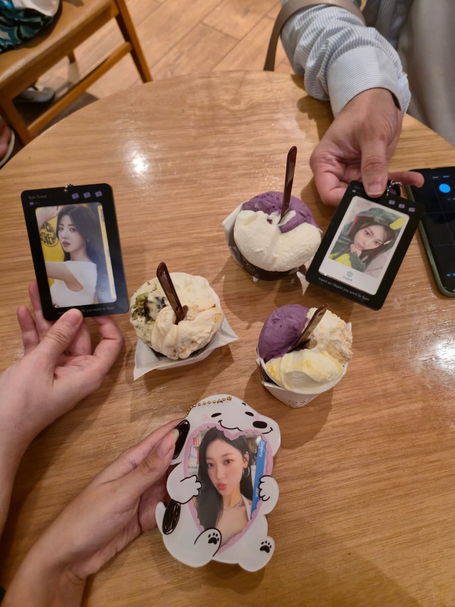 thekibers's tweet photo. encontrinho @choerrypdf @SeoDheejin https://t.co/s1hDYLSyci