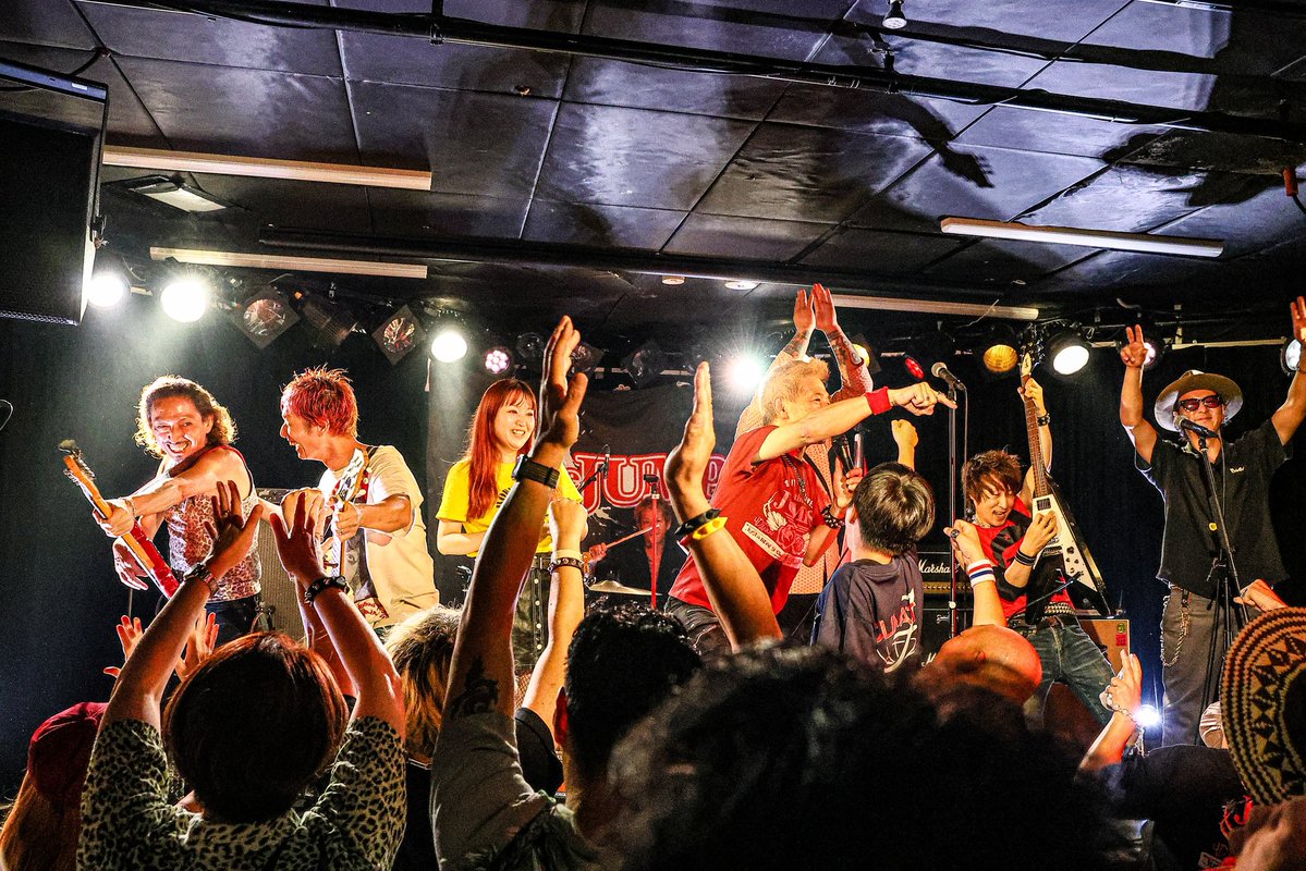 The_CALLINGS_'s tweet photo. Photo by @arachan569 

★2026.8.02(sun)
@下北沢Flowers LOFT

the JUMPS presents
【REBEL 2 BANQUET】

其の❸ https://t.co/62boFosnph