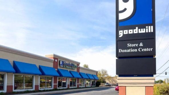 News4SA's tweet photo. Goodwill San Antonio is offering 50% off merchandise during Texas Tax-Free Weekend, Aug. 7–9, giving shoppers a chance to pick up clothing, school essentials, dorm décor and other finds for less.
FULL STORY --> https://t.co/rduiQwnPeE https://t.co/EcPZy2kBGr