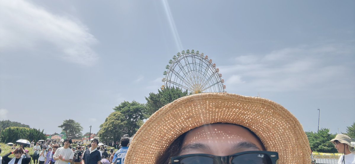 tomitaakihiro's tweet photo. Lucky Fesきた！
青木陽菜ステージ！
午前中とは思えない動員人数！！
（画像で押さえられないのが惜しいくらい！）
「マズルフラッシュ！」の爆発力がエゲツない
#LuckyFes https://t.co/kSQIJEJZvs