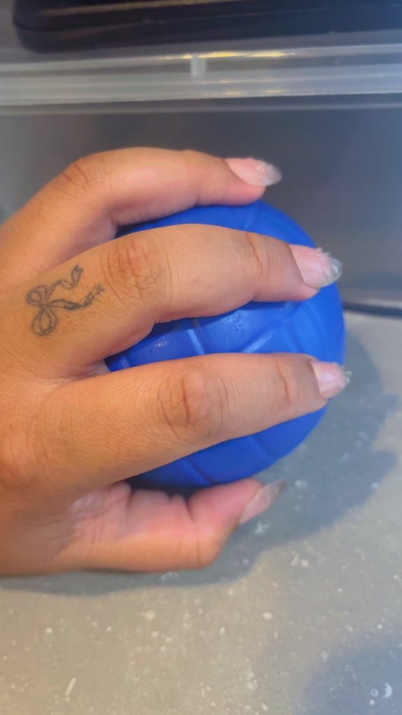 cashmereangelE's tweet photo. I love playing with blue balls…. 

Cause blue is a nice colour. What were you thinking?? https://t.co/EwF3kN5gY2