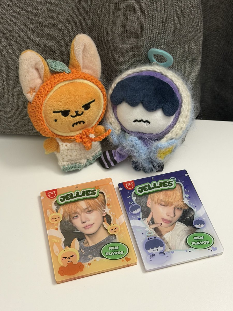 minsjjunie's tweet photo. my new yeonkai pc holders ♡ https://t.co/Dv62l9h8Pe