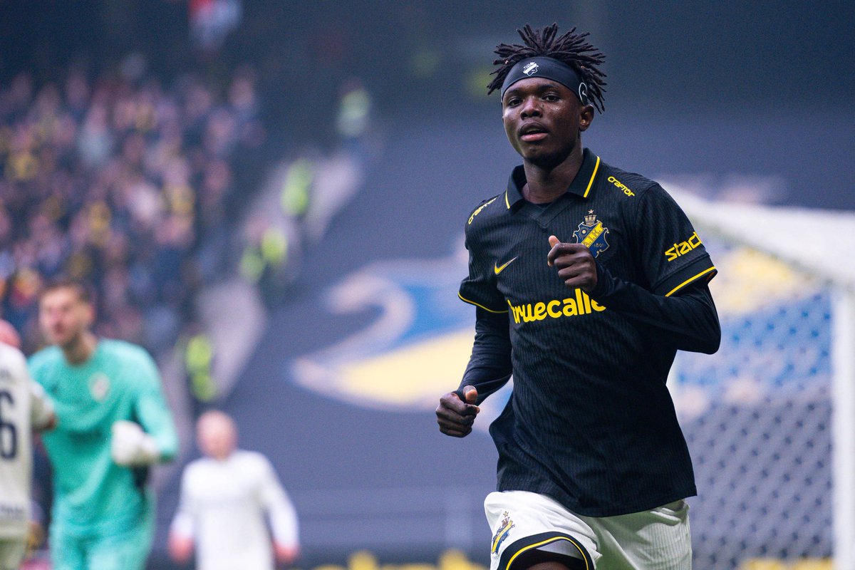 Arotalkfootball's tweet photo. ZADOK YOHANNA!!

I have been following this baller since his AIK days, apart from the normal attributes of a good winger he is also good at aerial duels and has crazy ball recovery 
(Reminds me of Sadio mane)
#seagulls #zadokyohanna https://t.co/tN6aa15Vck
