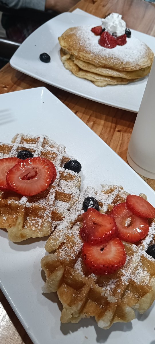 Fas_04's tweet photo. Breakfast in New Orleans https://t.co/yQgNxSvjTN
