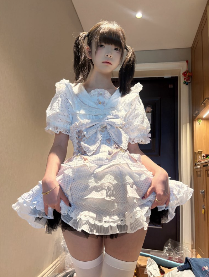 lovestory1988's tweet photo. https://t.co/rU5bPzi6El
https://t.co/8Jjcj1qKHZ https://t.co/Xd3co7nxBw
