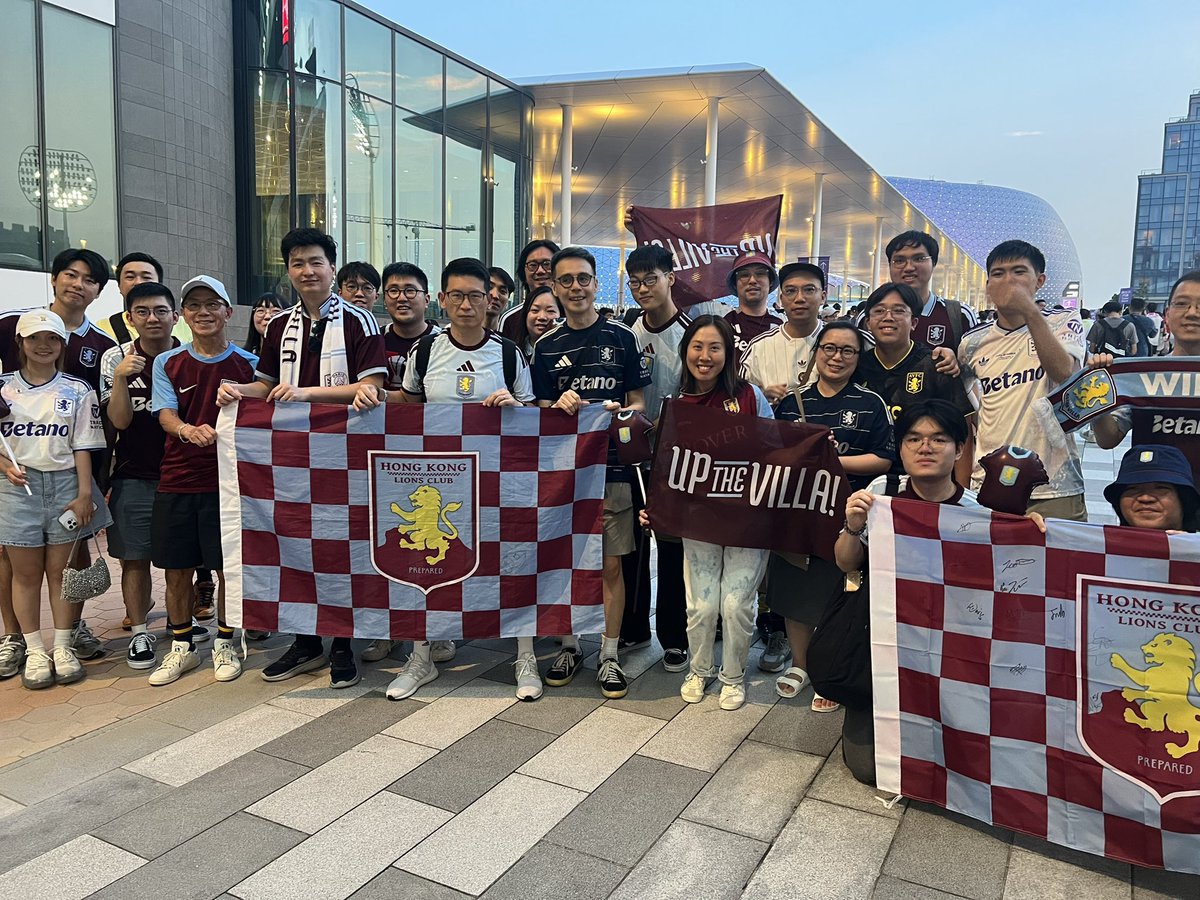 kiddestiny's tweet photo. We are #hongkonglions 

#astonvilla #avfc #utv https://t.co/VLXuX69ztC