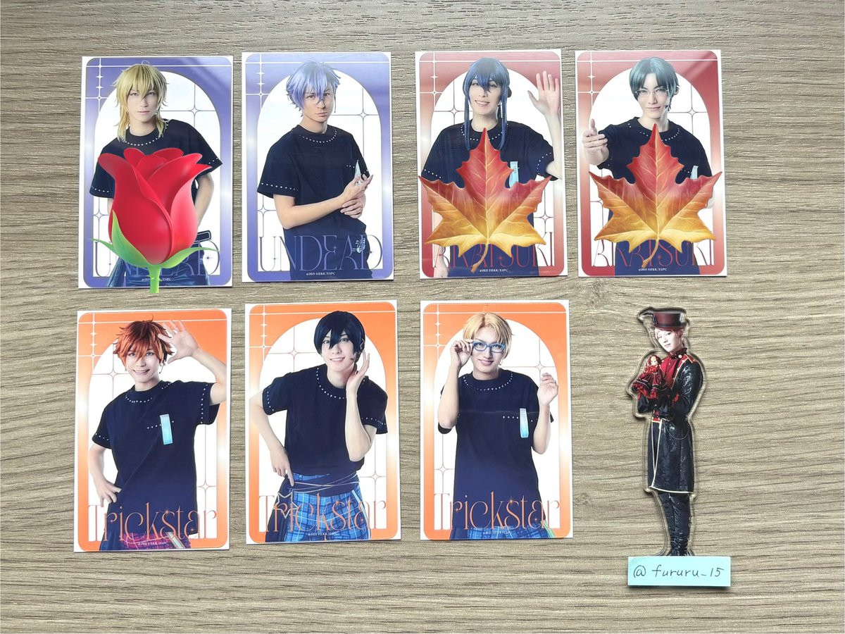fururu_15's tweet photo. 【交換/譲渡】あんステ 10周年 ライブ ランダムブロマイド ランブロ　クリアカード クリカ

【譲】
ランブロ→◯みか（縦）
クリカ→アドニス、北斗、スバル、真
【求】
定価、クリカみか1>クリカ宗、ランブロ宗（横）>ランブロみか（横）

本日昼夜公演、手渡しのみ
◯は交換のみ。同異種交換可 https://t.co/zvLd19tBnw