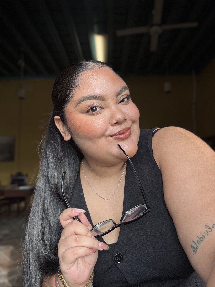 ladymiamorrr's tweet photo. 🥸 https://t.co/UcE8dnj5OL