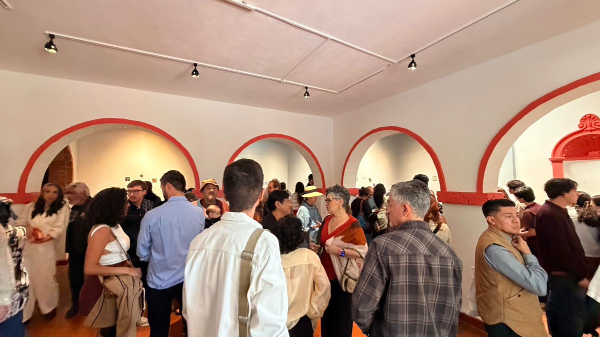 Alcaldia_Coy's tweet photo. 🌸✨ El arte florece en Coyoacán.

Inauguramos “90 artistas, 90 flores para Miriam Kaiser”, una extraordinaria exposición que reúne talento y la creatividad de 90 artistas nacionales e internacionales.

🎨🌷 ¡No te la puedes perder en la Casa de Cultura “Jesús Reyes Heroles”! https://t.co/bTKxBpN9Cb