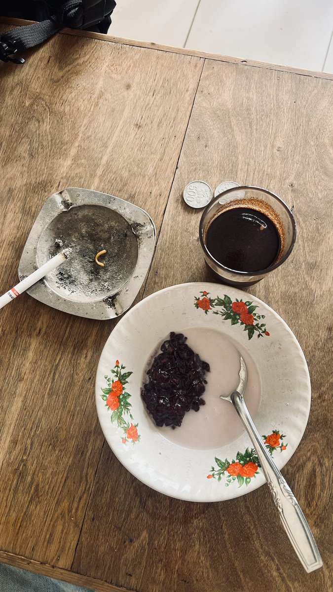 nutrsarilemon's tweet photo. cocoknya ini caption “pondasi dulu” ga cocok kalo “breakfast” wkwk https://t.co/nCOAaQjp8a