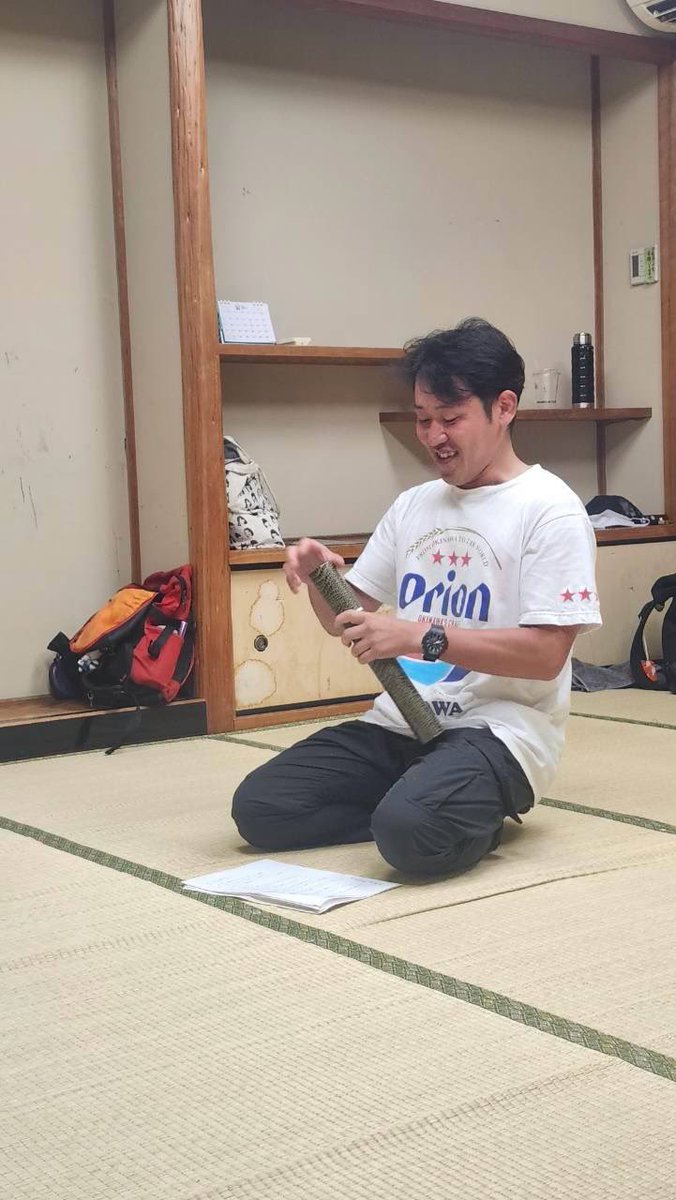 boycott_k's tweet photo. 稽古はじめました。
色んな位置で色んなことやってたり、起きてたりする作品なのでシーンを観る目と頭と手が足りてないことがわかりました。
実験しながら作っていきます。
#BOYCOTT #ラプラシア

公演詳細など
https://t.co/aUFgkmDZz4 https://t.co/PAtWWuz5yz