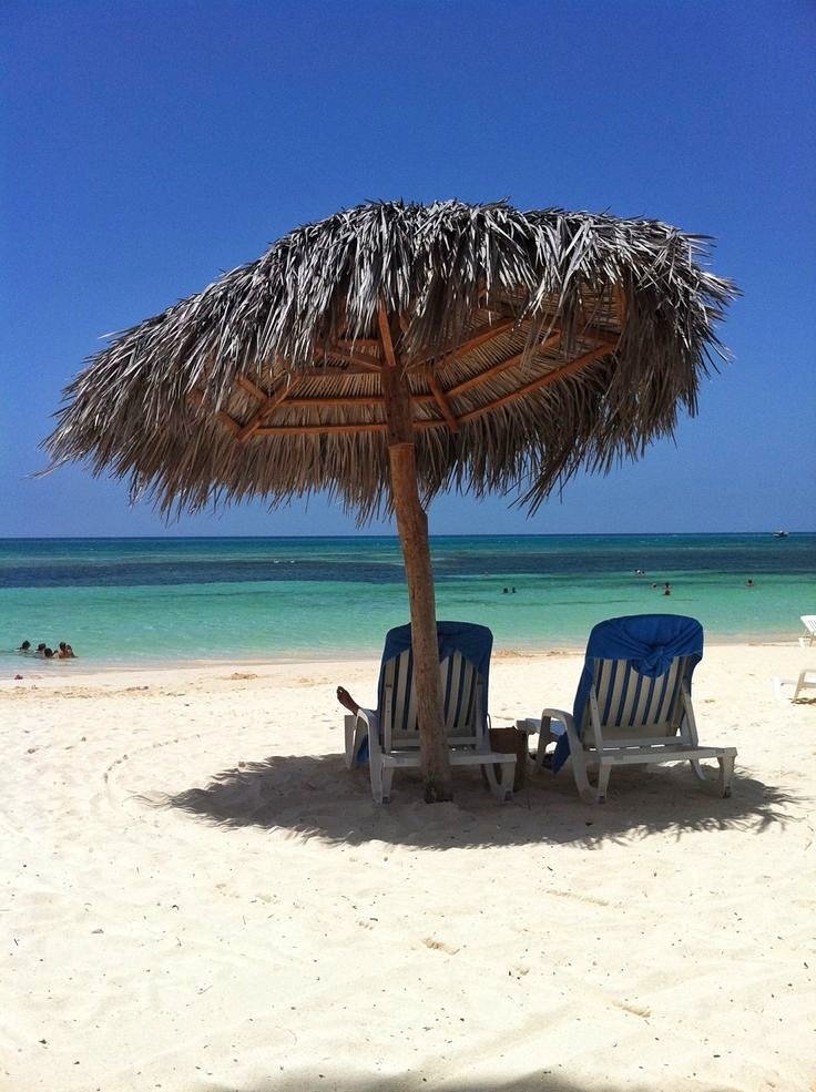 avcubanacan94's tweet photo. ¿Buscas el paraíso en el Caribe? 🏝️ Guardalavaca te espera con sus aguas turquesas y arena blanca y fina. Un lugar donde la perfección quedó atrapada: palmeras en la orilla y un mar de ensueño.
Guardalavaca te espera con los brazos abiertos y atardeceres que enamoran. ¡Reserva! https://t.co/iy3OrEgybT