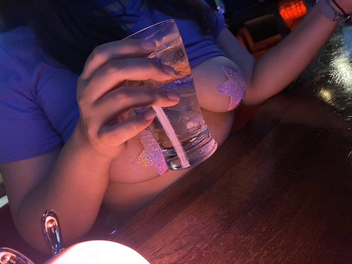 sango_okinawan's tweet photo. 今日も19時からオープン！
飲み放題でこんなに楽しく飲めるって最高ですね🪸非日常体験SANGO

#沖縄ハプニングバー　#沖縄夜遊び https://t.co/YvENmetr9X