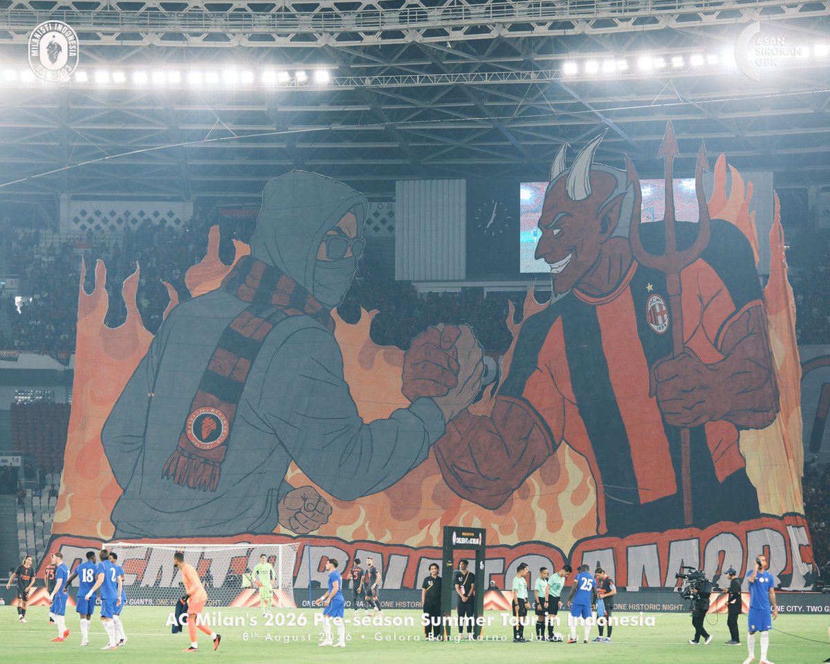 MilanistiOrId's tweet photo. How do you describe your love?
And this is who I am.

Lihat lagi buat yang belum move on AC Milan vs Chelsea. 

#SanSirokanGBK https://t.co/MRtyb7brbR