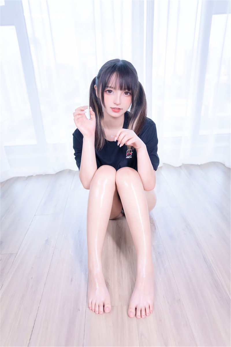 sakura_x99's tweet photo. 昼休み、去年の私にメモ。新生活の初期費用は家賃4〜6か月分を先取り。何月から貯める？📦 https://t.co/zFWfLzLxiI