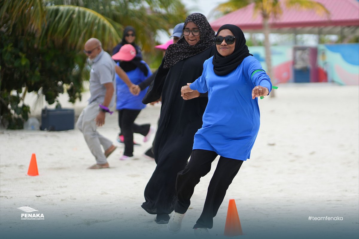 TeamFenaka's tweet photo. ފެނަކަ ރެކްރިއޭޝަން ކްލަބް އިސްނަގައިގެން ދިވެހި ފުލުހުންގެ ހިދުމަތާއި ގުޅިގެން މި ކުންފުނީގެ މުވައްޒަފުންނަށް ހާއްސަކޮށްގެން 02 ދުވަހުގެ މުއްދަތަށް "އަރުތަ" ޕްރޮގްރާމް ކުރިއަށް ގެންގޮސްފި.

#TeamFenaka https://t.co/IkkAwofixB