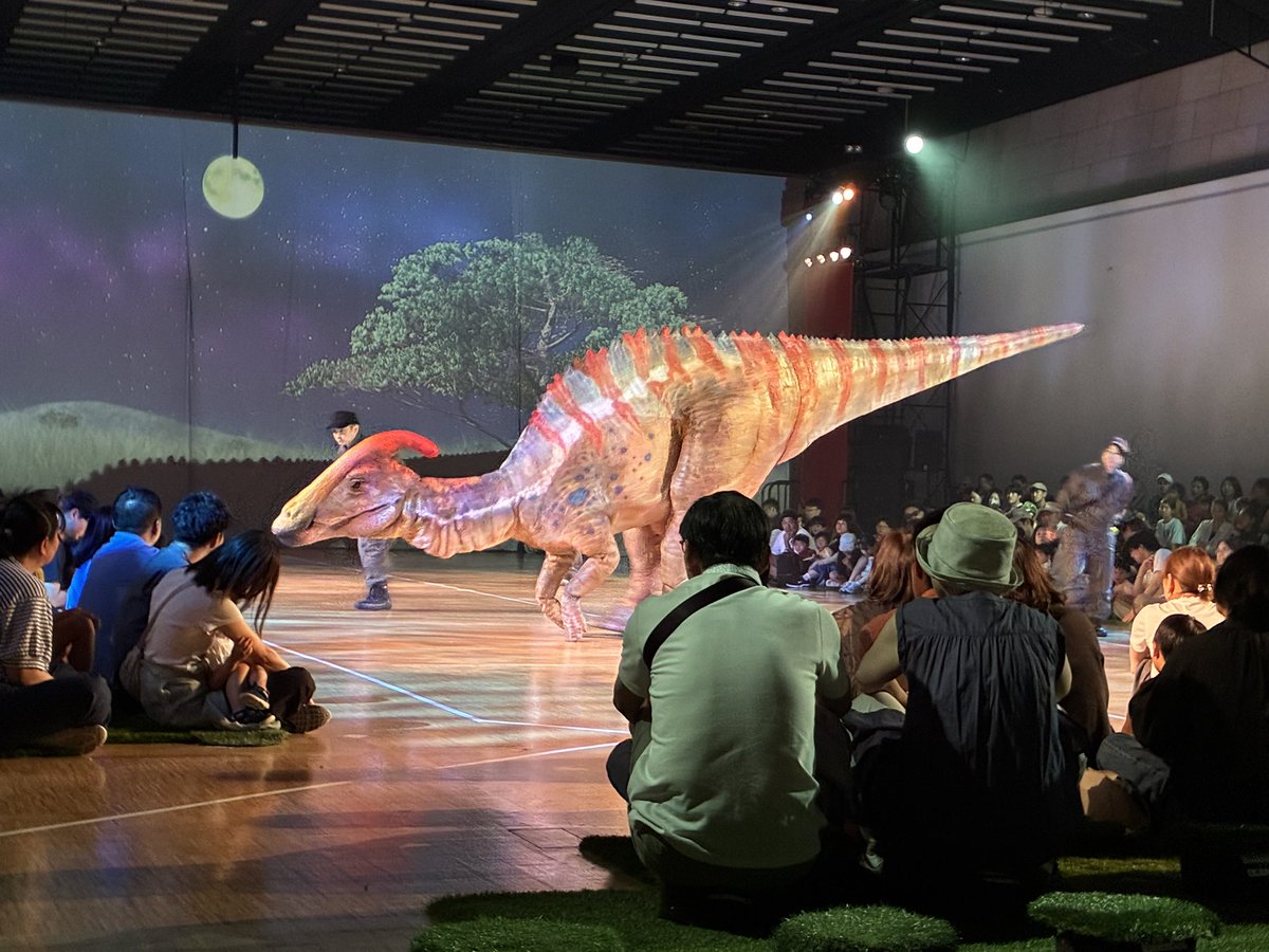 dinoalive's tweet photo. 🌿DINO SAFARI 2026🌿
大阪公演も盛り上がってます！

まだまだチケット発売中🦖

↓詳しくはこちら↓
https://t.co/STEUQKMLwU https://t.co/yvX900b7DC