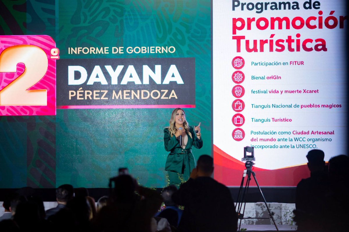AALMAC_Mx's tweet photo. ¡Enhorabuena, Dayana Pérez Mendoza!

#AALMAC felicita a Dayana Pérez Mendoza, Presidenta Municipal de #SalvadorEscalante, #Michoacán y Vicepresidenta de nuestra Asociación, por la presentación de su Segundo Informe de Gobierno.

Este ejercicio representa la oportunidad de dar cuenta de los avances alcanzados y, al mismo tiempo, refrendar el compromiso de seguir construyendo un gobierno cercano a la gente, con visión municipalista y resultados que se traduzcan en bienestar para las comunidades.

Reconocemos su liderazgo y la responsabilidad con la que ha asumido el reto de gobernar, fortaleciendo desde lo local la transformación de Salvador Escalante.
#SomosAALMAC 
#MunicipiosXLaTransformación