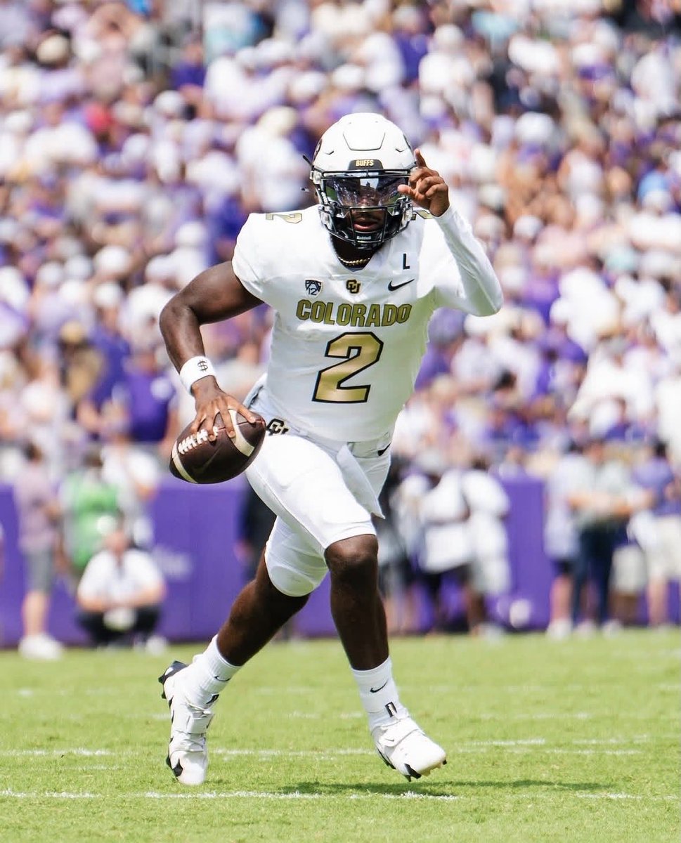 itsTreyW3's tweet photo. Blessed to receive an ⭕️ffer from The University of Colorado 🦬🦬 @DeionSanders @BrennanMarion4 @CUBuffsFootball @JuJuSports1 @Coach_Bacc @CoachJRayburn @drkharp @LSHS_FBRecruits @FlightSkillz @247Sports @247recruiting @samspiegs https://t.co/aJ7gQUh5yT