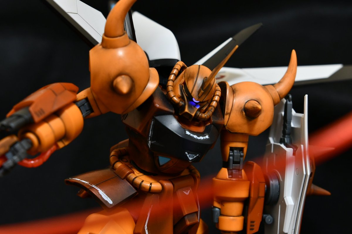 NAGO7500's tweet photo. グフイグナイテッド
一眼レフでﾊﾟｼｬﾘ! Σpω･´)
やっぱりカッコイイ✨️
ガンプラ再販結構あるしオススメ

昨日フルイチ行ったらキュベレイ普通に売ってた。少し前に比べてガンプラも買いやすくなってきたね。
良かった😊

 #ガンプラ
＃ガンプラ好きと繋がりたい
 #皆のモノアイ見せてくれ https://t.co/49H7RVjxlK