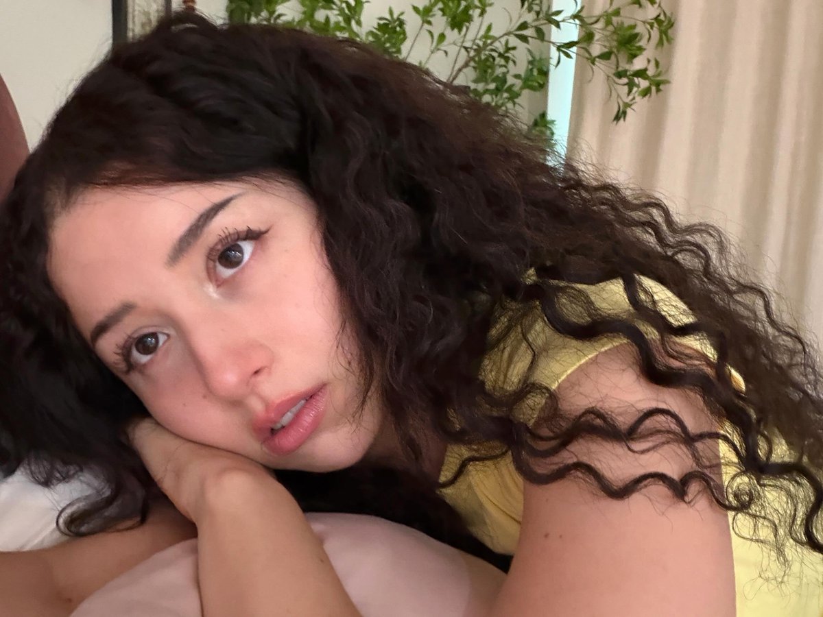 deleteyourcashh's tweet photo. You work , I spend ✨

Your money looks better sitting in my account anyway 🤤

catfish findom https://t.co/QdH1ynQBEW