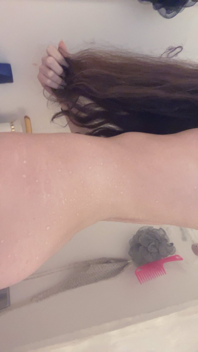nyashay_'s tweet photo. get my back? >~< #meow #catgirl https://t.co/TkfRO1pgPj