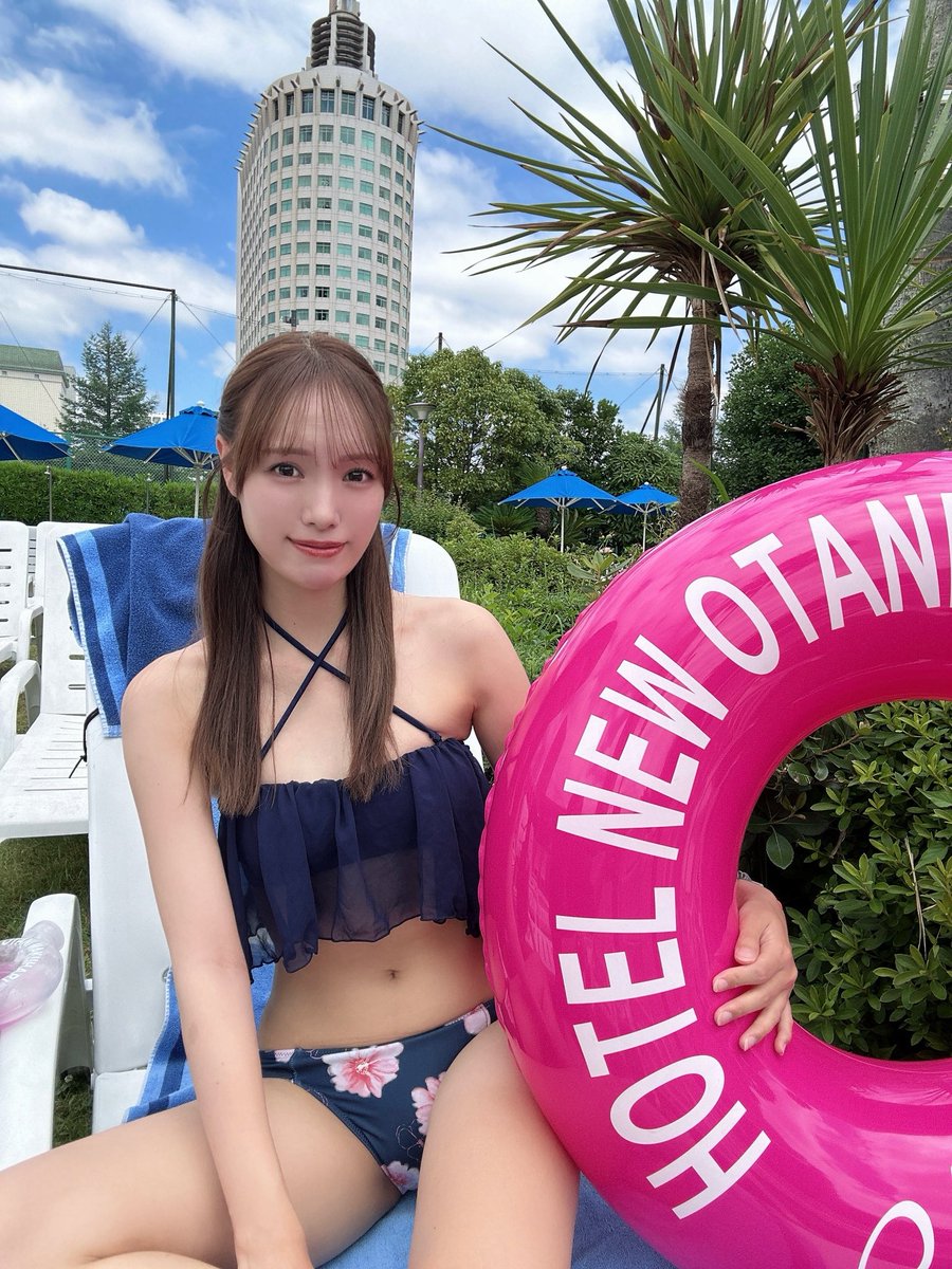 12sena28's tweet photo. おはよ☀️

【8月30日(日)】
スリーライズ20周年記念
小プール撮影会 &amp; パーティー🎉

予約開始しました↓✨
https://t.co/iIsB2HjXPO

スリーライズのメンバーが勢揃いするよ😻
新しい水着も用意しているので是非遊びに来てくれたら嬉しいです☺️🐾 https://t.co/tknJiZNVXi