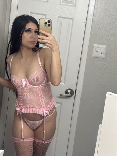 slumpdaa1's tweet photo. Hmu for new content 🥵👅#satx https://t.co/Y05f8BHaQS