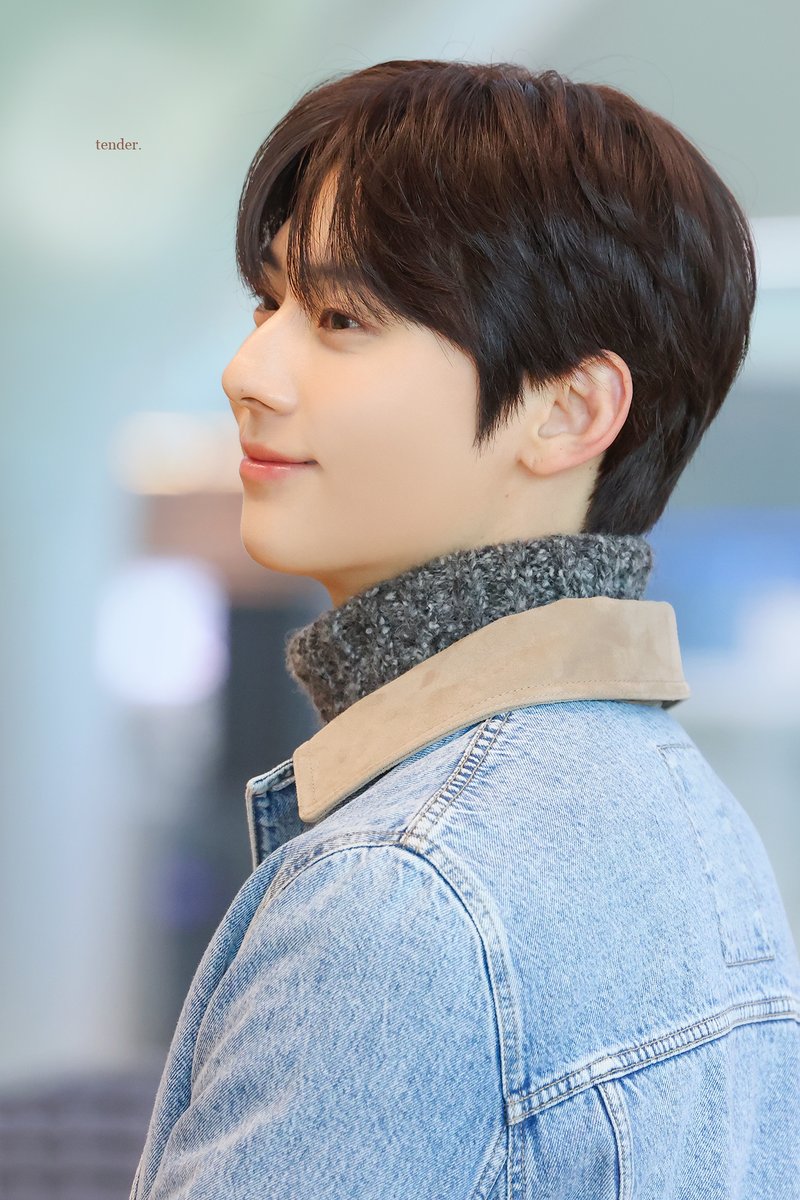 tender_89's tweet photo. #황민현 생일 축하해💙 https://t.co/BLgz0hogEN