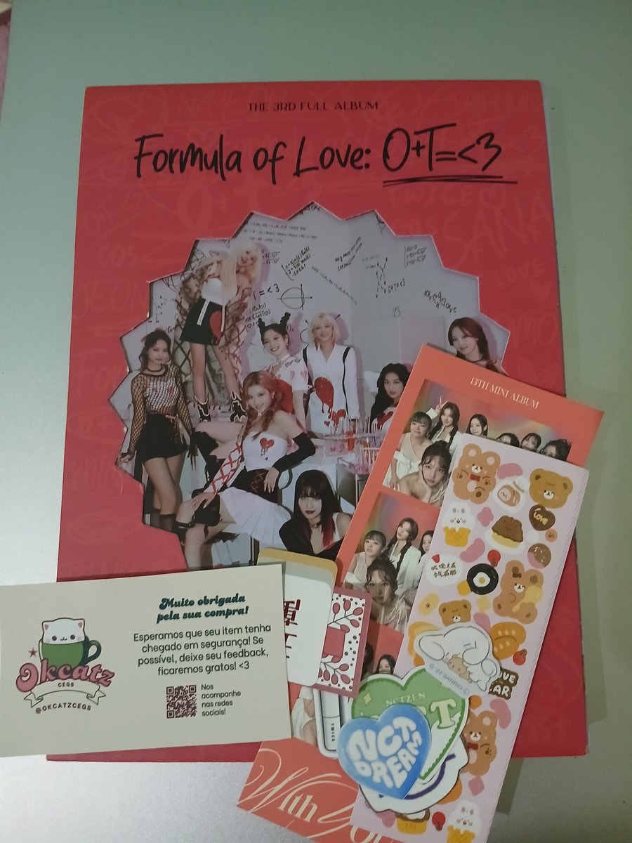 Nicbaekhyo's tweet photo. Feedback positivo para @okcatzcegs, o atendimento foi muito bom, o álbum chegou muito bem embalado, chegou rapidinho e ainda ganhei vários brindes❤️ https://t.co/ncmTAVfQWk