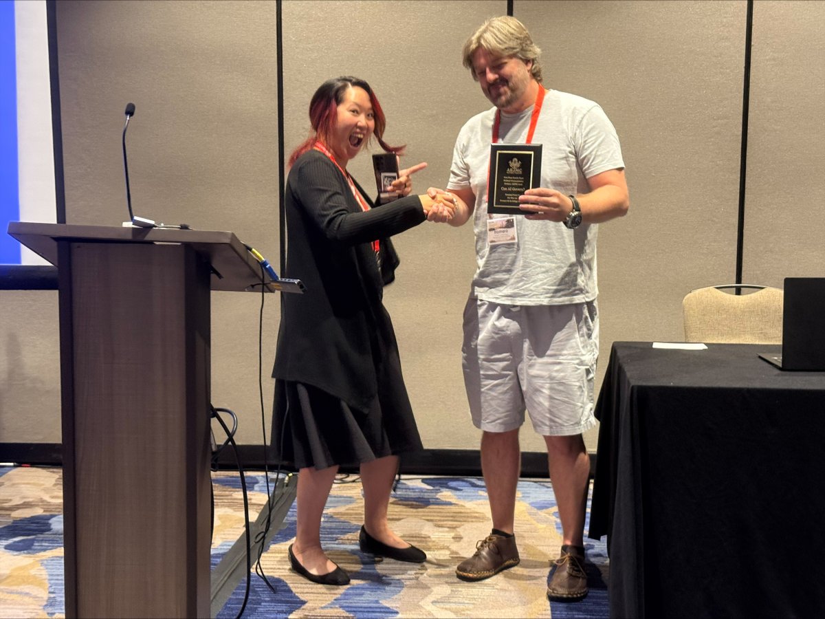 AEJMC_PolComm's tweet photo. 1st-place faculty paper award won by Xueqing (Ivory) Li, Hui Min Lee, and Homero Gil de Zuniga (@_HGZ_) for "Can AI govern? AI news use, political efficacy, and support for AI as a substitute for human governance." Congrats to the authors! 🥇
#AEJMC26 #PLCD https://t.co/KdjsEZjOIE