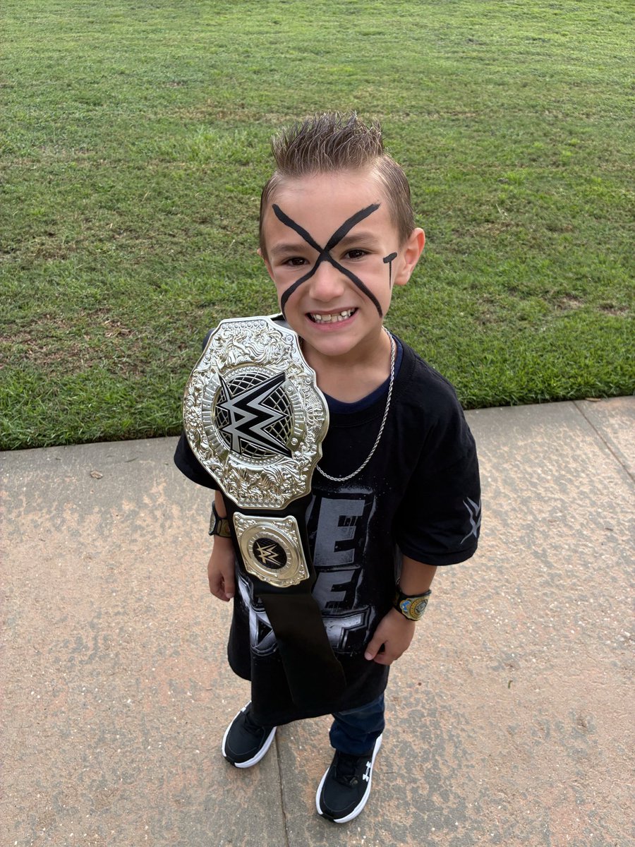 TySell23's tweet photo. He’s big, He’s Bad, He’s AVAN!!
#nxtjacksonville #fanofthenight https://t.co/fHHfjRnRlj