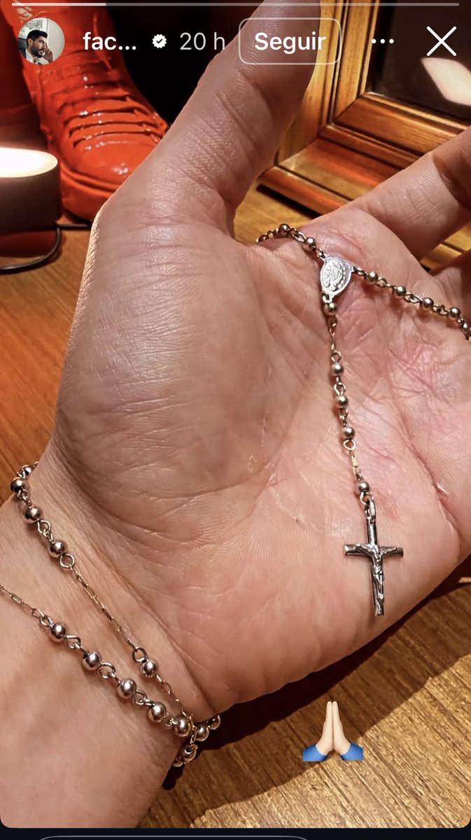 lilapau's tweet photo. Facundo Moyano eso ya lo hizo Vicky Xipolitakis después de pilotear un avión.
Pará un poco loca https://t.co/NK5lgMAKxu