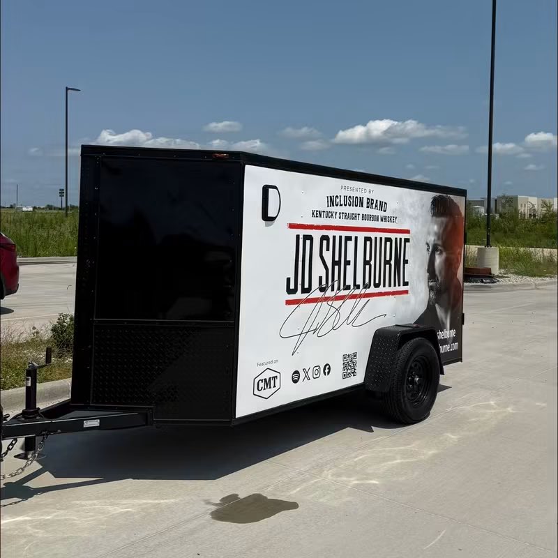 InclusionBrand's tweet photo. Folks, country legend JD Shelburne is about to take the stage in #PontoonBeach, Illinois!!
All we can hear is, “smooth as KENTUCKY BOURBON…”
Have a great show, JD Shelburne!
#Kentucky #CountryMusic #Legend #BourbonWhiskey https://t.co/DtBQRV7jyP
