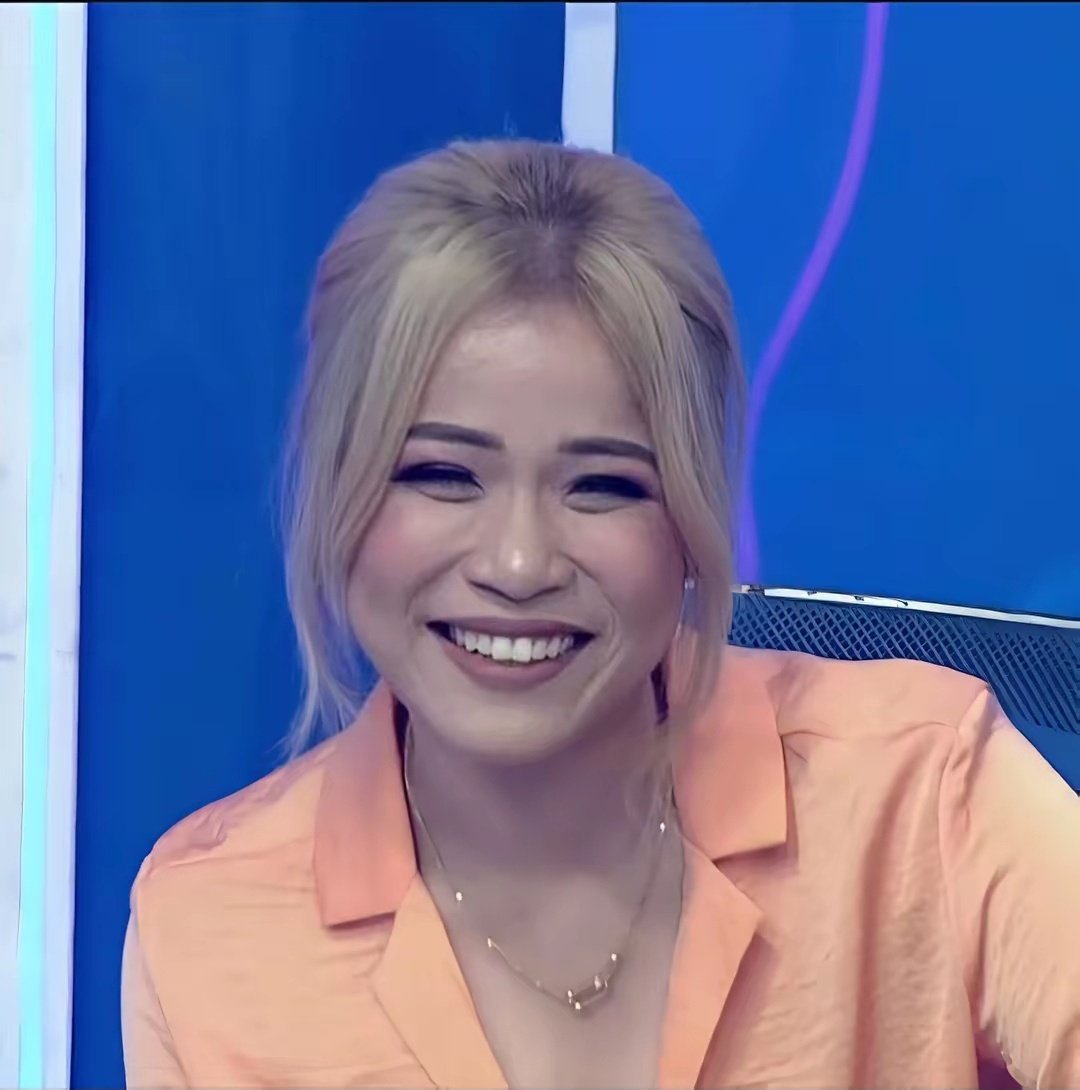 Yeulou's tweet photo. that smile 🤏 https://t.co/KK3wOGKj0n