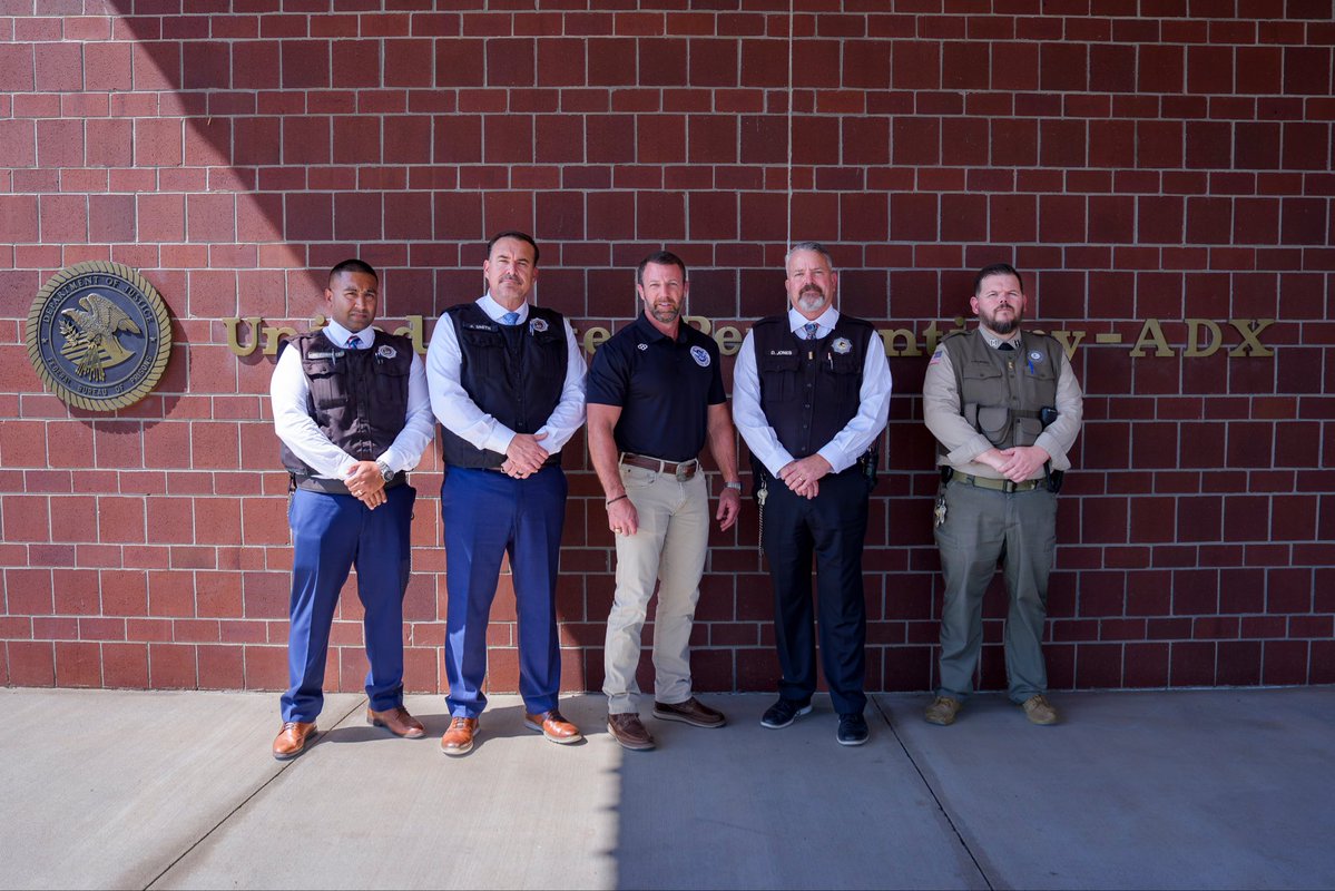 SecMullinDHS's tweet photo. ADMAX Florence—“the Alcatraz of the Rockies” —is our nation’s highest-security federal correctional facility.

It houses terrorists, transnational organized criminals, and the worst of worst national security-related threats. 

I want to thank the BOP leadership, correctional officers, and staff for hosting us in Colorado this week. 

Our @DHSgov partnerships with @TheJusticeDept and @OfficialFBOP are key to support @POTUS Trump’s public safety mission. 🇺🇸