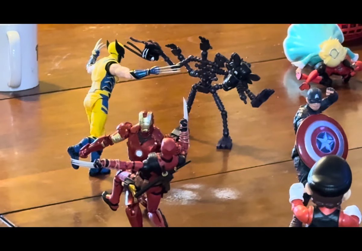 Nunzhophop's tweet photo. #1 @mewingwang
😎👦🏻🦸🏻‍♂️💪👊👍
😎DUHOP😎&amp;👦🏻ENZO👦🏻🦸🏻‍♂️MARVEL🦸🏻‍♂️💪ACTION FIGURES💪POSEABLE👊BATTLE ACTION👊SCENE SUBSCRIBE👍LIKE👍REPOST https://t.co/9jBGbOrmdG https://t.co/gDXfceDCfU