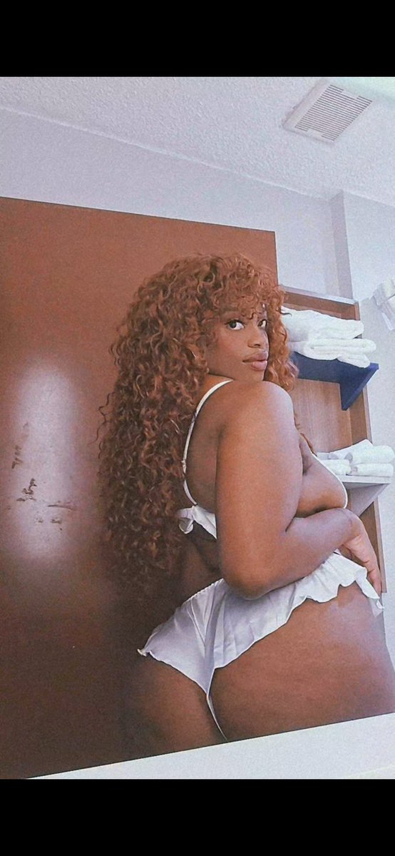havefunwitkiaa's tweet photo. Feeling godly https://t.co/ktF6cngNiD