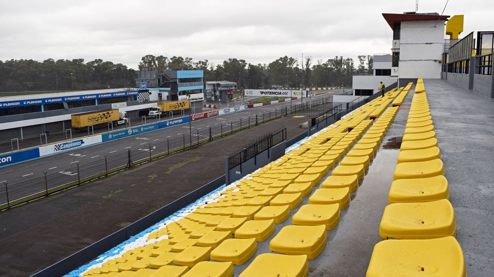 AmaneciendoMx's tweet photo. Formula 1 explora la posibilidad de un nuevo Gran Premio en Sudamérica
Stefano Domenicali, director de F1, confirma negociaciones para eventos en África y Sudamérica, con Portugal y Turquía como próximas sedes.
https://t.co/mPAuFpWH7E
#formula #explora #posibilidad https://t.co/SqrlsLsqcJ